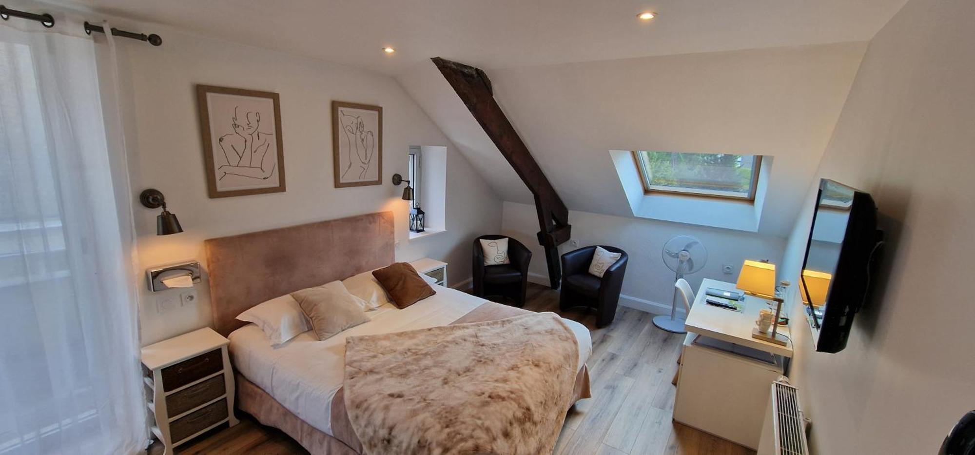 Hotel Le Bellevue Guer エクステリア 写真